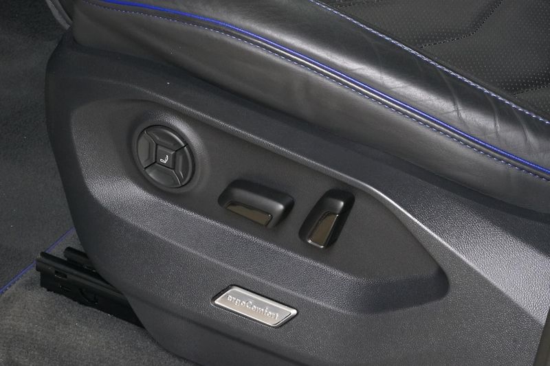 Volkswagen Touareg R ČR,DPH,1.MAJ,360,Tažné,HUD - fotka 19 z 40