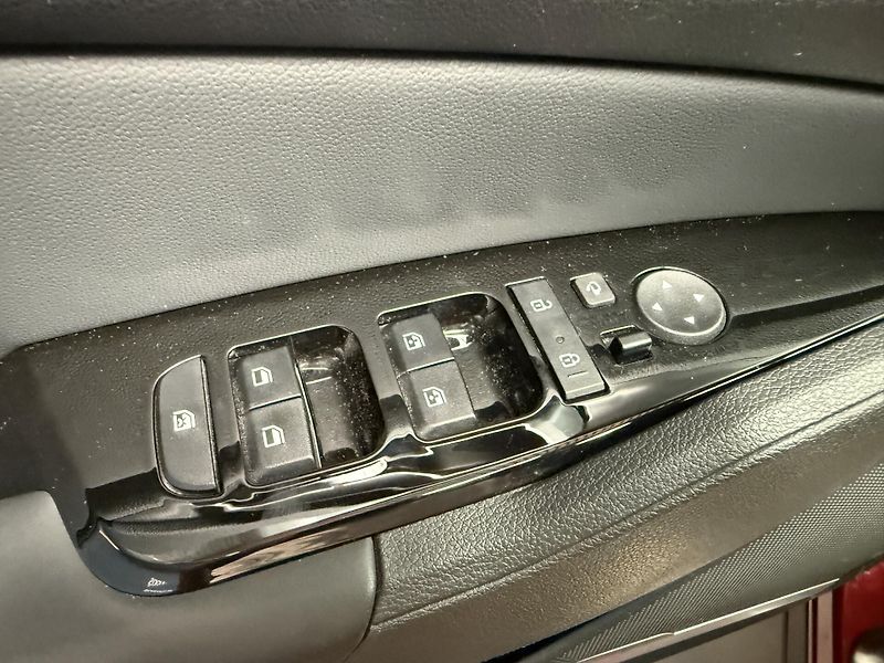Kia Sportage 1.6 T-GDI HEV 169kW 4x2 TOP AT - fotka 11 z 17