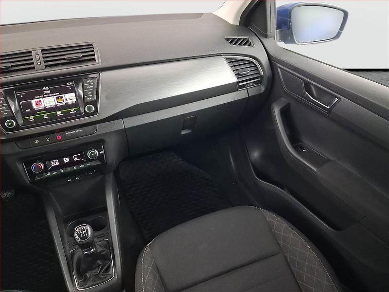 Škoda Fabia (2016) 1.2 TSI, Park. senzory - fotka 8 z 16