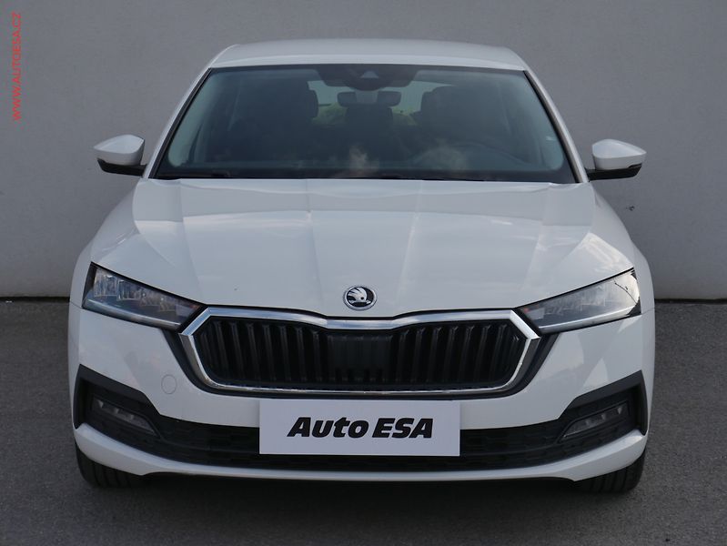 Škoda Octavia (2020) 2.0 TDI, ČR, Ambition - fotka 2 z 20