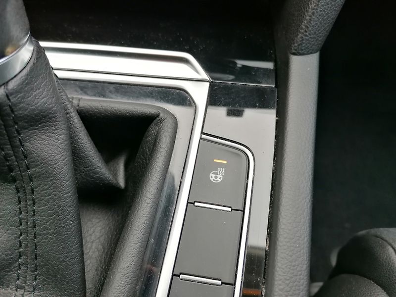 Volkswagen Passat (2016) 2.0 TDi DSG Highline,LED - fotka 22 z 27