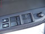 Suzuki Swift (2007) 1.3i 4x4, AC, výhřev sed - náhled 13