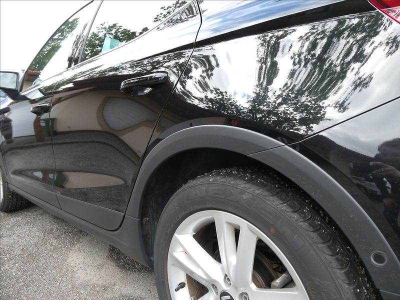 Seat Arona 1,0 TSi 81kW DSG FR,navig.,led - fotka 13 z 48