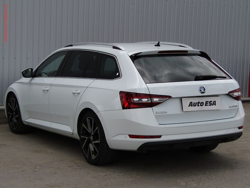 Škoda Superb (2016) 2.0 TDi, Style, TZ, navi - fotka 6 z 23