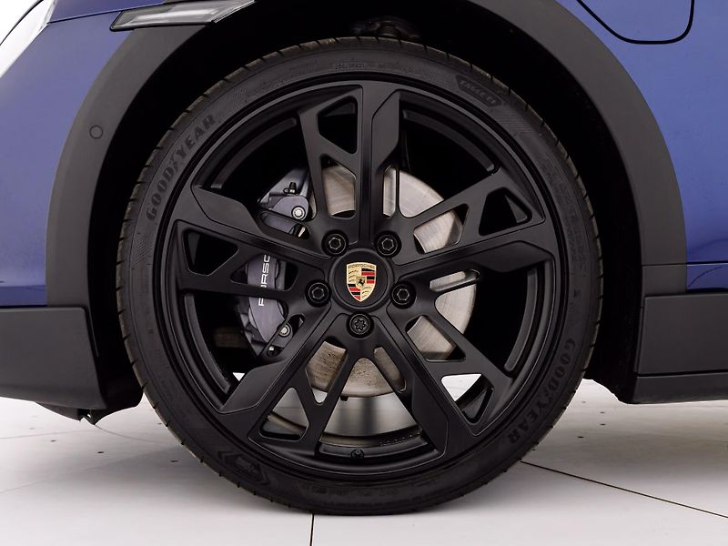 Porsche Taycan 4 Cross Turismo HuD 360 HD-Mat - fotka 10 z 20