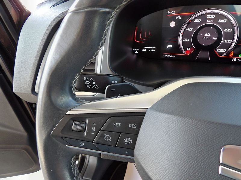 Seat Ateca 2.0TDI 110kW DSG Virtual LED - fotka 15 z 30