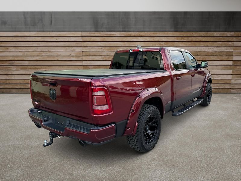 Dodge RAM (2019) +HEMI+LARAMIE+OFFROAD PAKET+ - fotka 3 z 22
