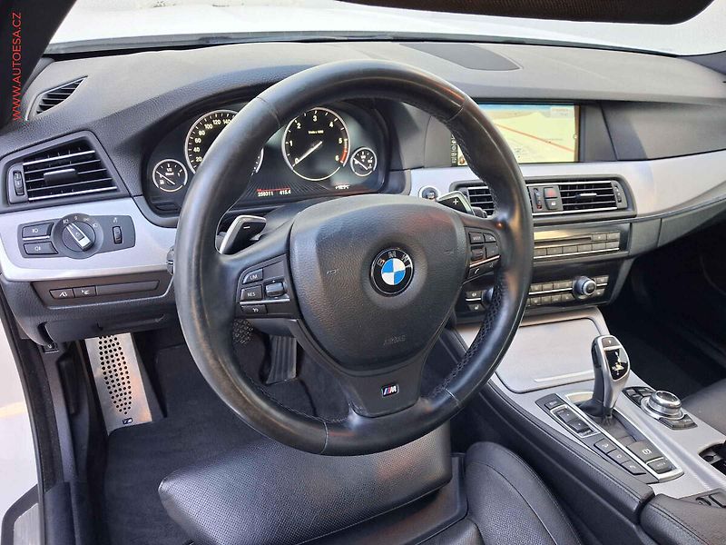 BMW Řada 5 (2013) 3.0 D 535d xDrive, ČR, AT - fotka 13 z 22