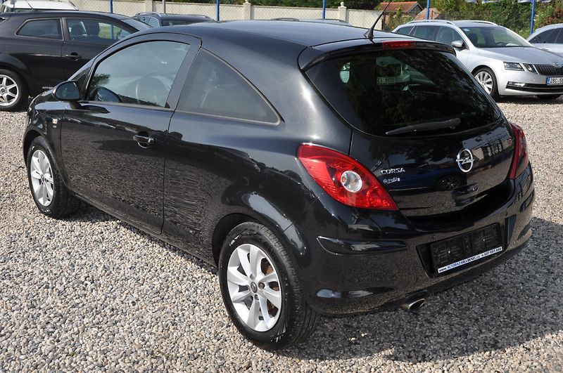 Opel Corsa 1.4i 64kW 3dv. Energy - fotka 4 z 15