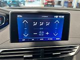 Peugeot 3008 (2018) 1.5BlueHDi,Allure,ČR,1.maj. - náhled 14