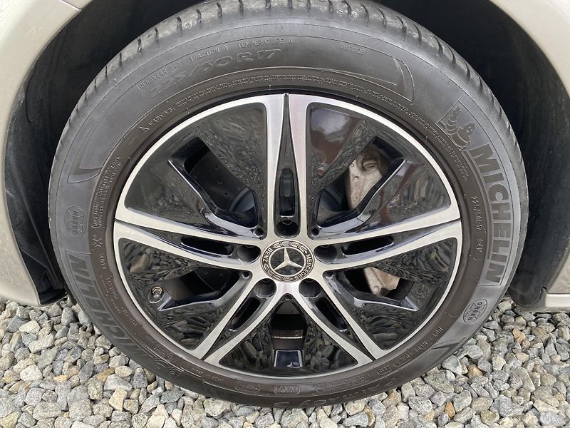 Mercedes-Benz Třídy C C 400 COUPE 4MATIC 51.000KM - fotka 22 z 149