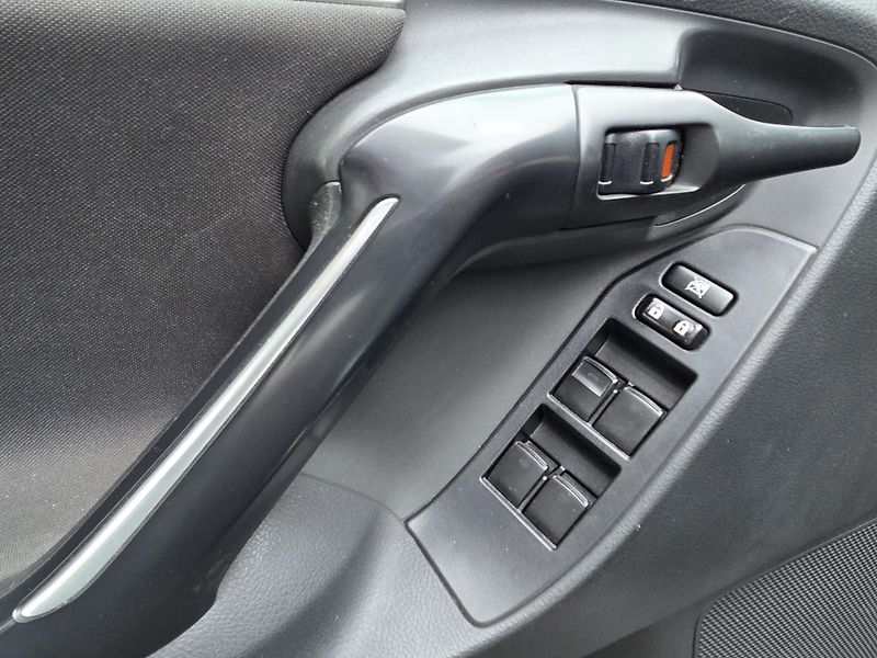 Toyota Verso 1.6-NÍZKÁ SPOTŘEBA-NAVI-KAMERA - fotka 12 z 15