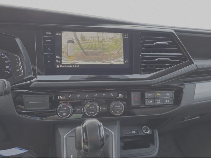 Volkswagen Multivan 2.0TDI 150 KW Highline 4M DSG - fotka 3 z 4