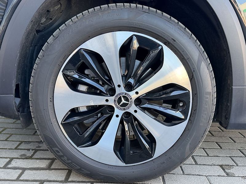 Mercedes-Benz GLB 200 d 4MATIC Progressive E - fotka 26 z 35