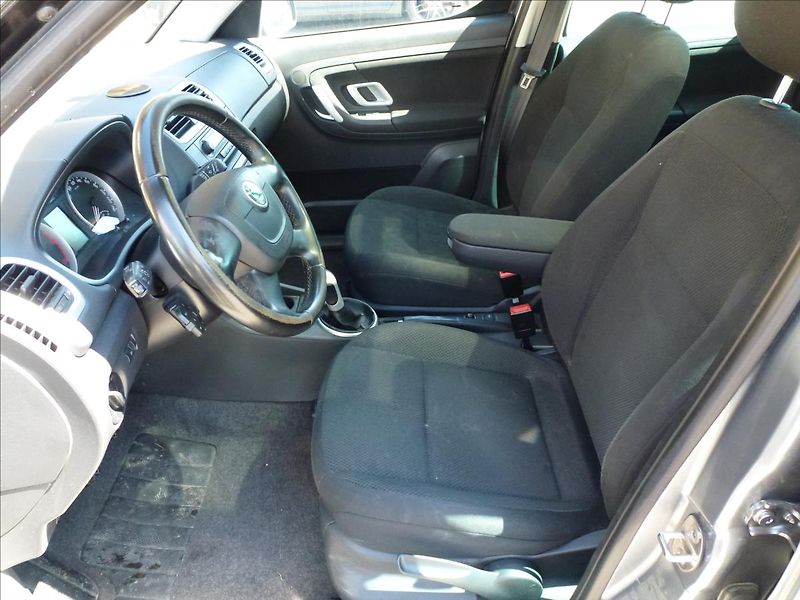 Škoda Roomster 1,9 TDI - BEZ DPF !!!  servisk - fotka 12 z 50