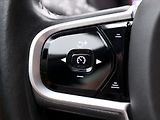 Volvo V90 2.0 D3 110kW Aut. Momentum LED - náhled 23