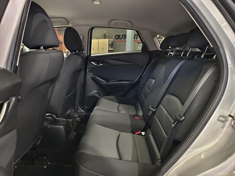 Mazda CX-3 2.0 Skyactiv-G LED, LANE, PDC - fotka 10 z 22