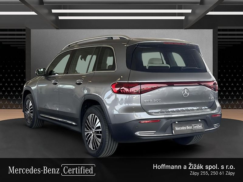 Mercedes-Benz EQB 300 4MATIC - fotka 7 z 20