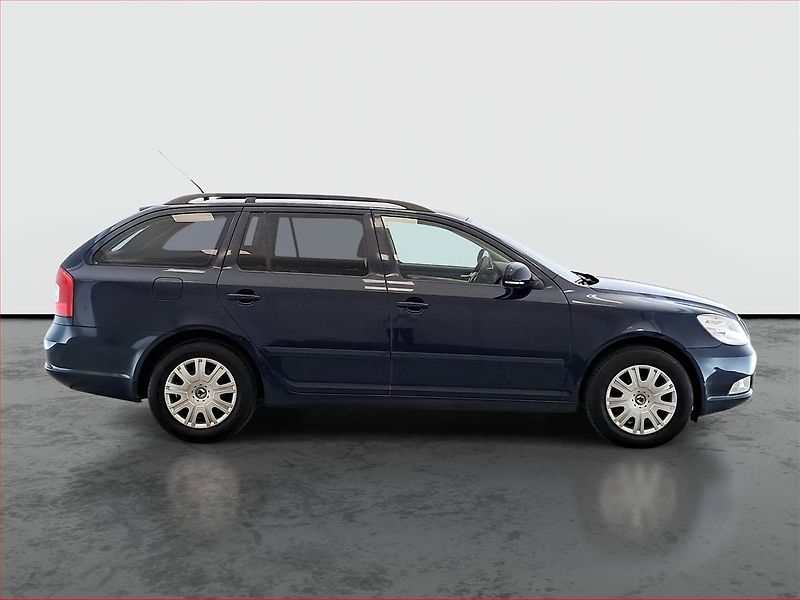 Škoda Octavia (2011) Ambiente 1.6 TDI, nová STK - fotka 6 z 16