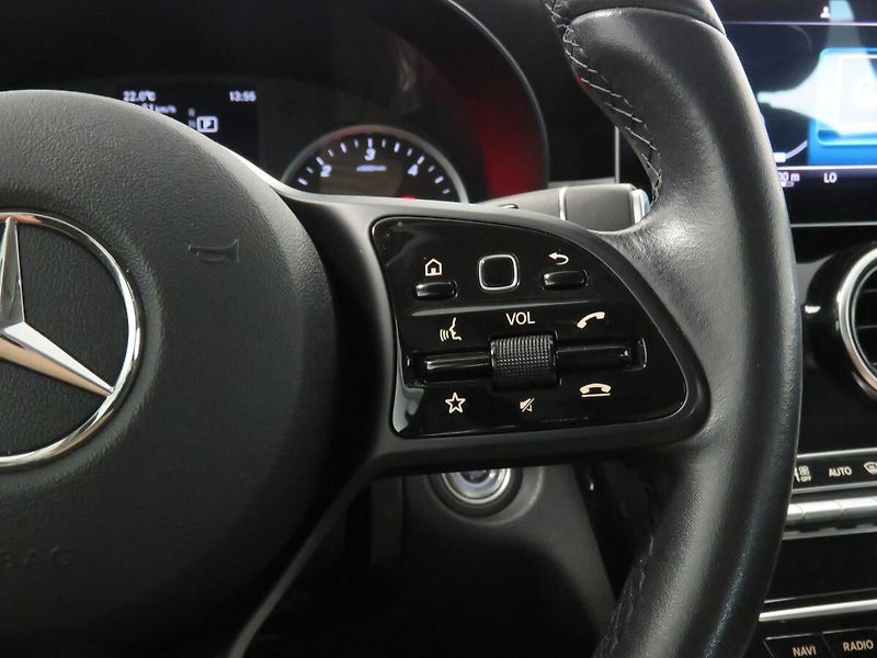 Mercedes-Benz Třídy C - fotka 18 z 25