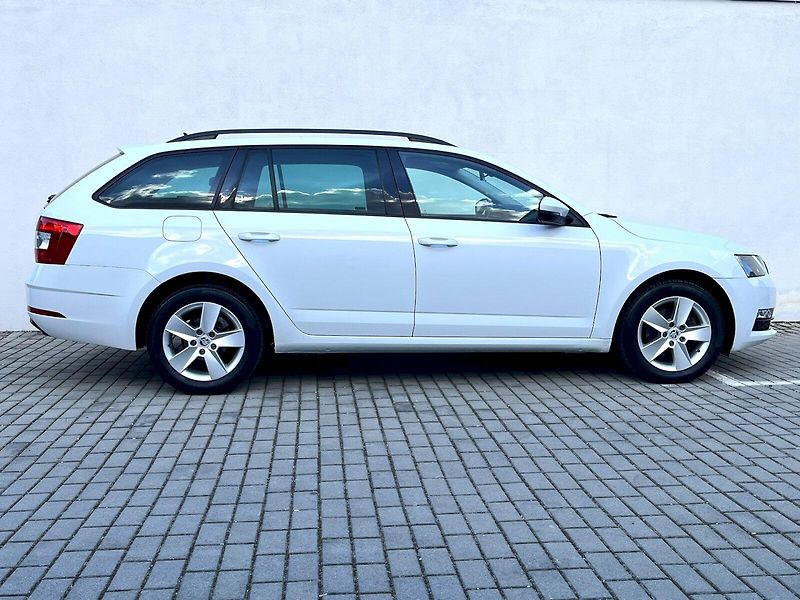Škoda Octavia (2020) COMBI 1,5TSI 96KW CNG DSG AMBI - fotka 9 z 21