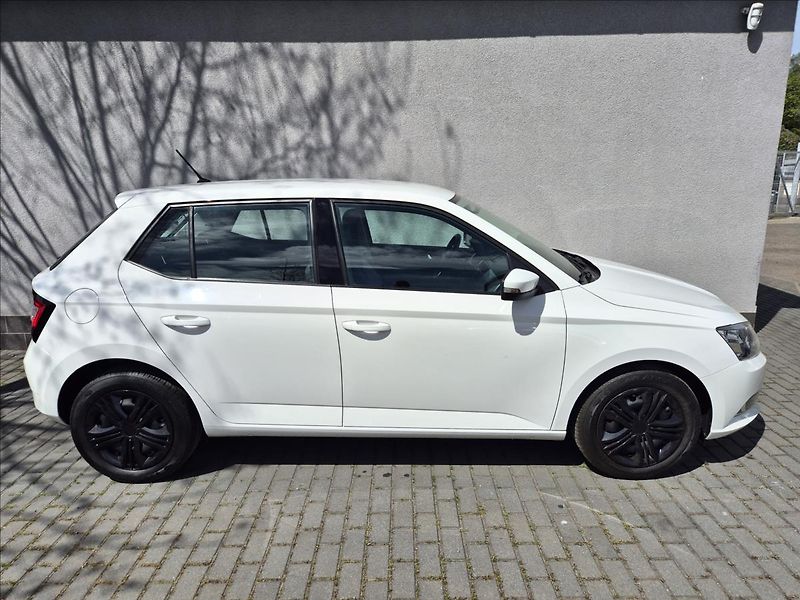 Škoda Fabia 1,0 i III 55Kw Klima,ESP - fotka 8 z 26