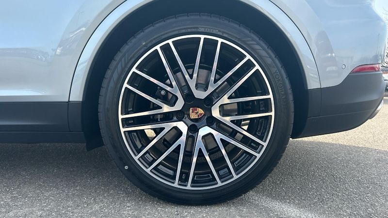 Porsche Cayenne S E-Hybrid Coupé - fotka 12 z 30
