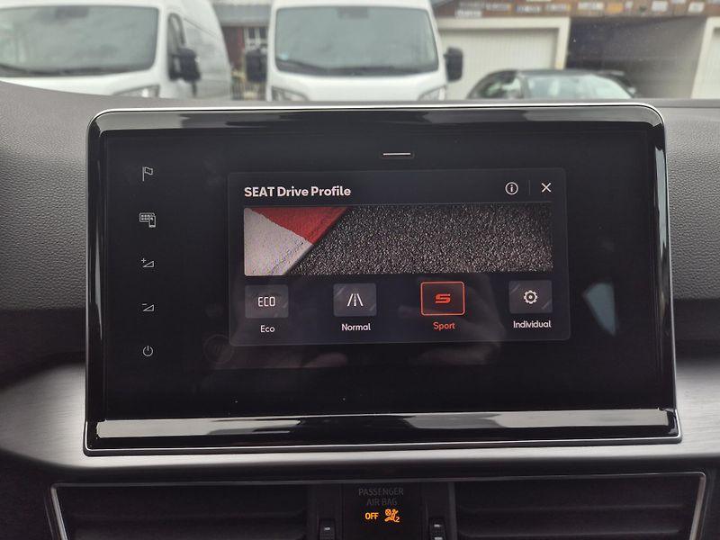 Seat Tarraco FR 2,0TDi 110kw DSG 20 ALU - fotka 32 z 48