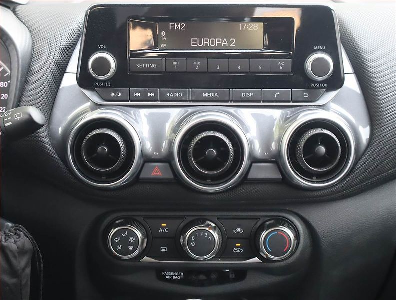Nissan Juke (2021) N-Connecta 1.0 DIG-T - fotka 12 z 15