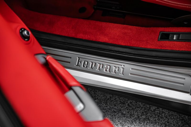 Ferrari 488 GTB LIFT/CAM/PPF/CARBON/EXHAUS - fotka 23 z 27