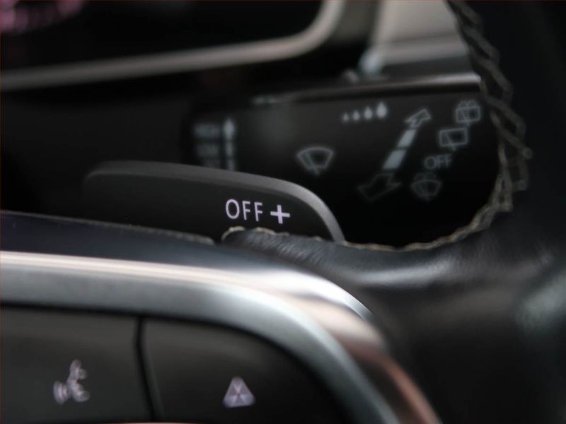 Volkswagen Passat (2019) R-Line 2.0 TDI, 4X4, Automat - fotka 17 z 26