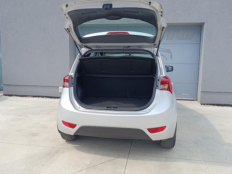 Hyundai ix20 1.4CVVT 66kW ČR 1.MAJITEL DPH - fotka 9 z 30