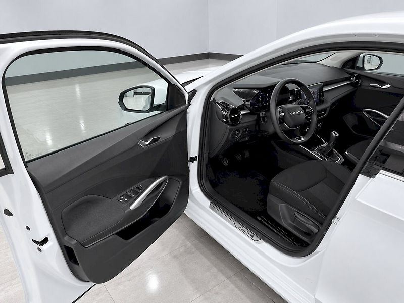 Škoda Fabia (2025) TOP SELEC TS 70/1.0 M5F - fotka 10 z 29