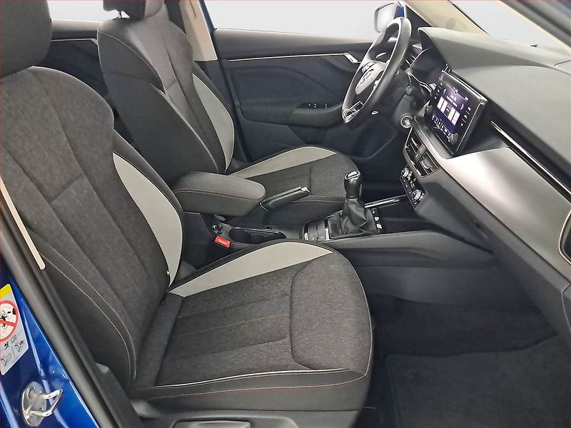 Škoda Kamiq (2022) Style 1.0 TSI, ČR,1.maj - fotka 9 z 20