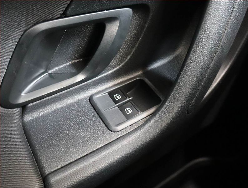 Škoda Fabia (2014) Ambition 1.6 TDI - fotka 17 z 17