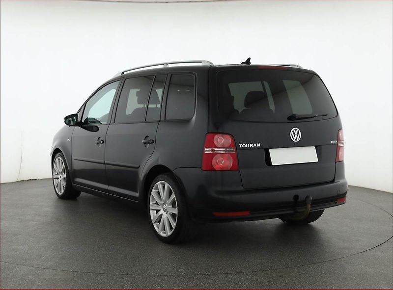 Volkswagen Touran (2010) Highline 1.4 TSI, Serv.kniha - fotka 4 z 17