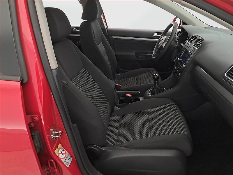 Volkswagen Golf (2011) 1.6 TDI, Eko.zaplacen - fotka 9 z 16