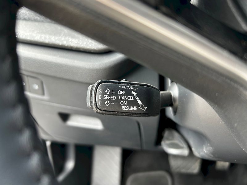 Škoda Octavia (2024) 1.5 TSI 110kW MHEV DSG Top Sel - fotka 10 z 33