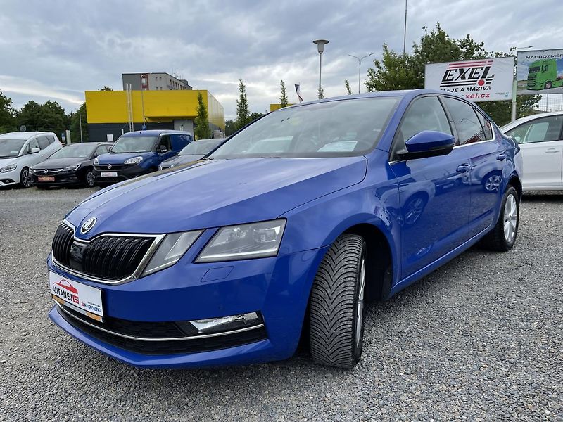 Škoda Octavia 1.6 TDi 85kW Dsg STYLE+ DPH ČR - fotka 16 z 39