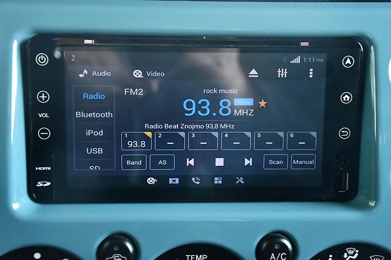Toyota FJ Cruiser 4,0 VVT-i V6 AWD AT - fotka 36 z 50