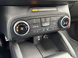 Ford Focus 1,0 EcoBoost 92 kW ST Line - náhled 27
