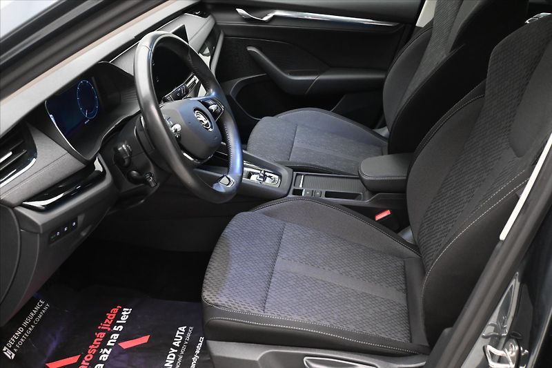 Škoda Octavia 2,0 TDI 110 KW DSG STYLE Záruk - fotka 13 z 31