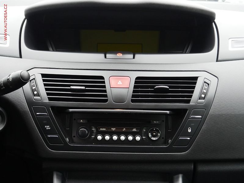 Citroën C4 Picasso (2013) 1.6 VTi, ČR, AC, tempo, +ALU - fotka 11 z 18