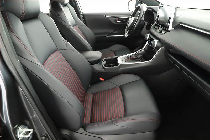 Toyota RAV4 (2022) 2.5 Plug-in - fotka 7 z 20