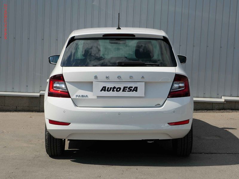 Škoda Fabia (2021) 1.0 TSi, Style, LED - fotka 5 z 21
