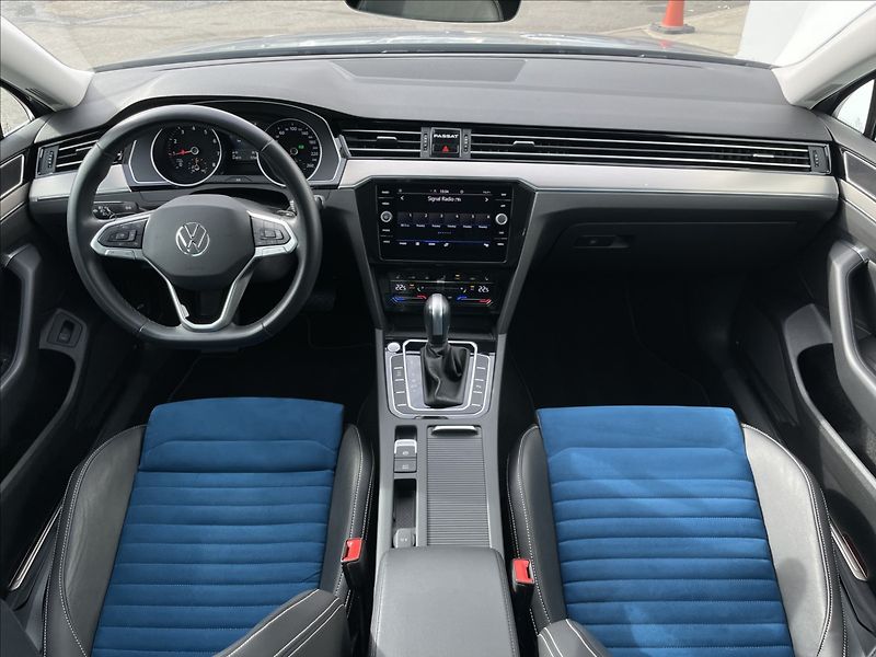 Volkswagen Passat Variant 1,5 TSI DSG Elegance ACC - fotka 6 z 23