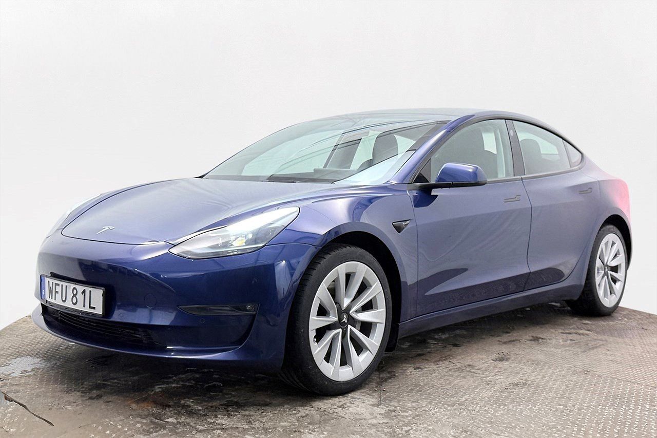 Tesla Model 3 Long Range AWD