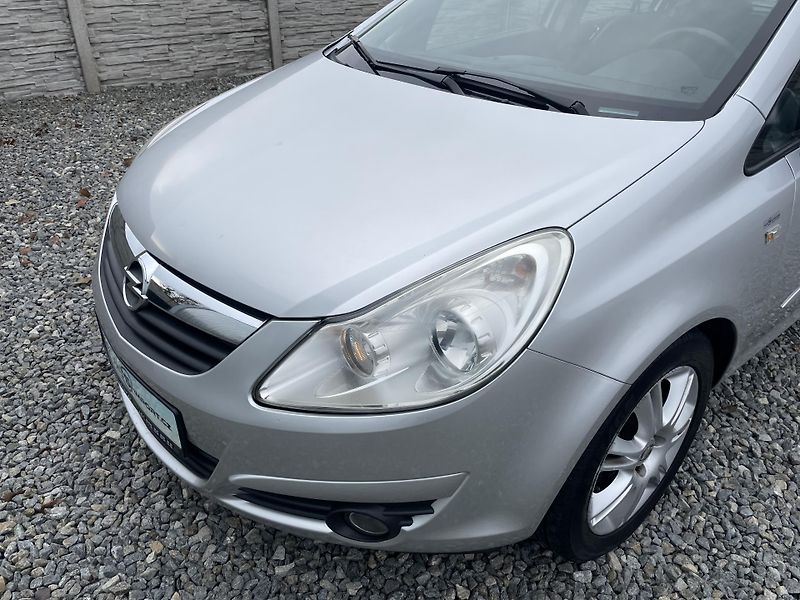 Opel Corsa 1.2i 80PS 141000KM KLIMA STK!! - fotka 14 z 169