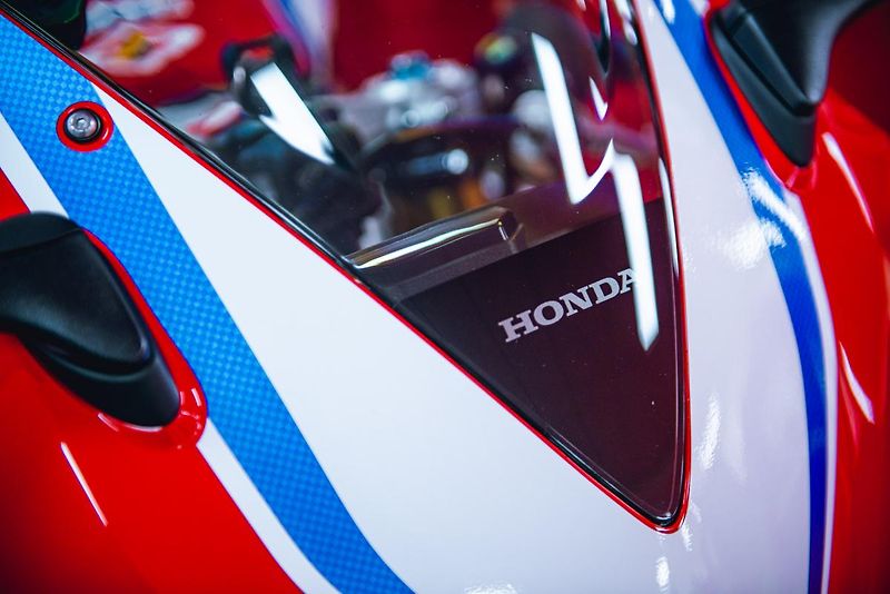 Honda CBR 1000 RR SP 1 MAJITEL  - fotka 20 z 40
