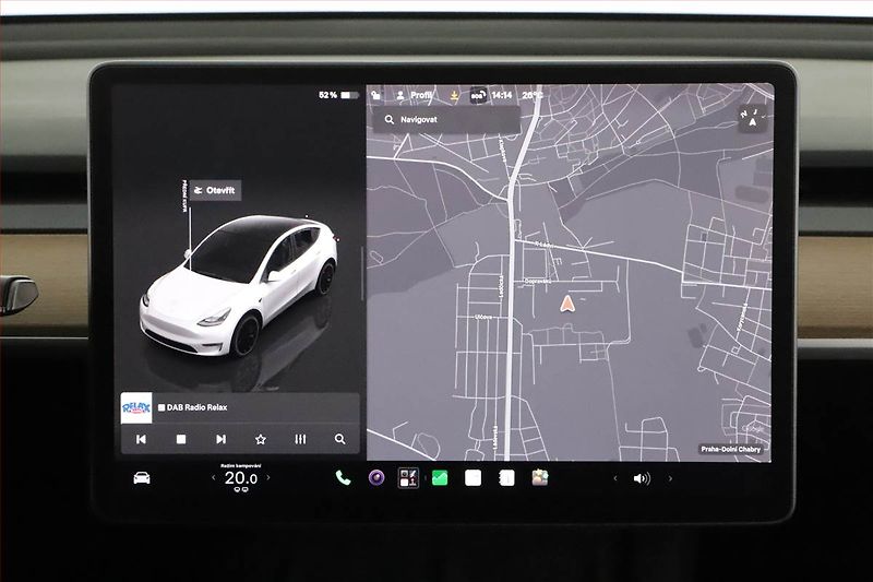 Tesla Model Y (2022) Performance 79kWh - fotka 14 z 29